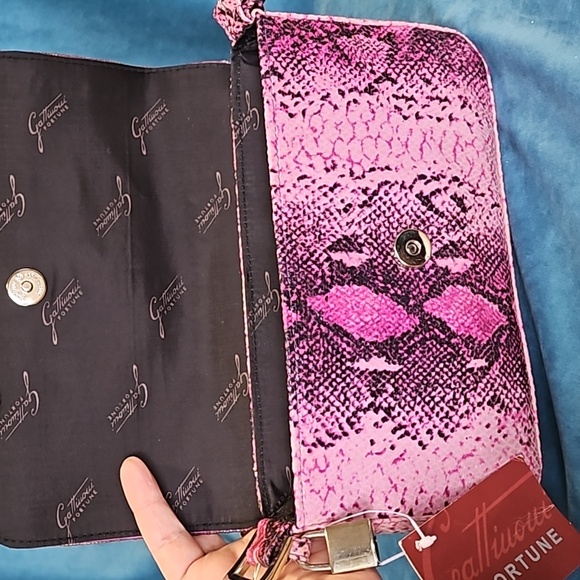 Vintage 1990s Gattinoni made in italy purse, beaded, fake snake skin - Picture 6 of 14